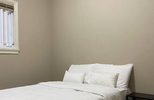 Fleetwood Apartamento | Quite, clean and separate suite