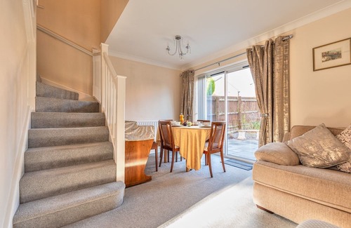 Muxton Casa | Lovely Detached Home | Pass The Keys