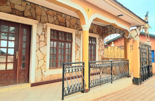 Karatu Hotel | Panorama Inn- Safari Stride