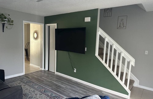 Winter Springs Casa | Gorgeous and Cozy Two Bedroom Townhome