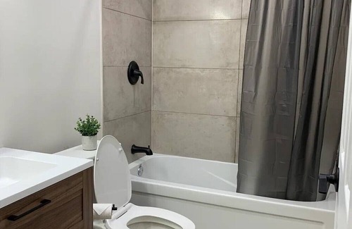 Ottawa Division Casa | Hideaway at Margrave