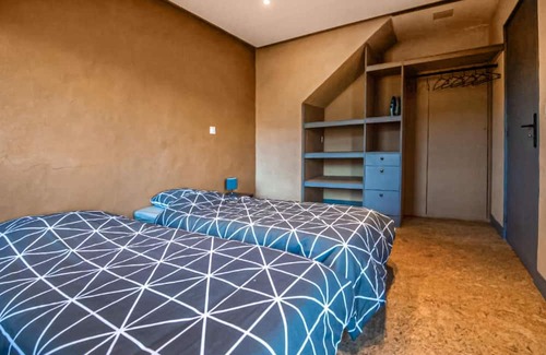 Marcoux Apartamento | This beautiful and modern vacation home welcomes you with a breathtaking mountain view.