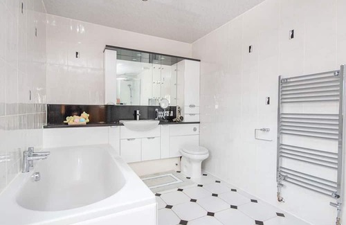 Brora Cabaña | 3 bedroom accommodation in Brora