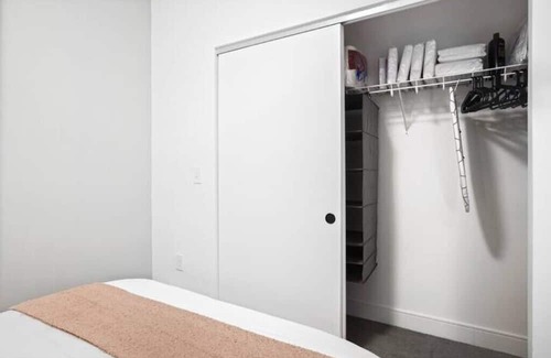 Pendleton Apartamento | Fully Furnished 1 Bedroom Modern Apt W/Pool, Gym