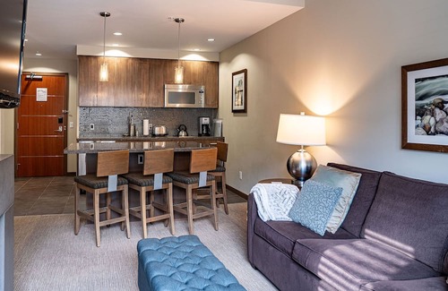 Revelstoke Condominio | Downhill Dreams by Revelstoke Vacations