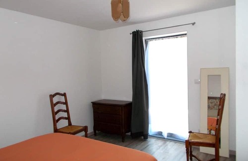 Loos Condominio | Grand Appartement Près Chru de Lille Pour 1 à 4 Personnes