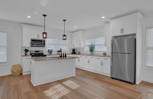 Collier Heights Casa | This house is a 4 bedroom(s), 3 bathrooms, located in Atlanta, GA.
