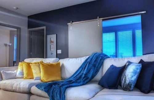 Trinidad Apartamento | Top Level Modern Luxury Apt in Washington DC