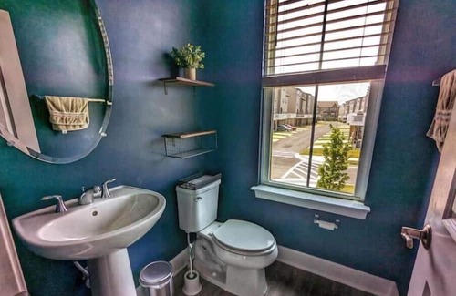 Largo Casa | Luxury Home Near Washington DC & FedEx Field!