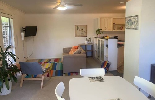 Yass Apartamento | Very Comfortable Granny Flat - breakfast included
