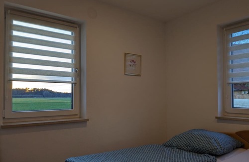 Bechhofen Apartamento | Holiday Apartment "Seenlandliebe - Wiesethblick" with Shared Garden