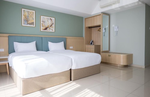 Central Seberang Perai Apartamento | Great location, surrounding with eatery center, walkable to food area.