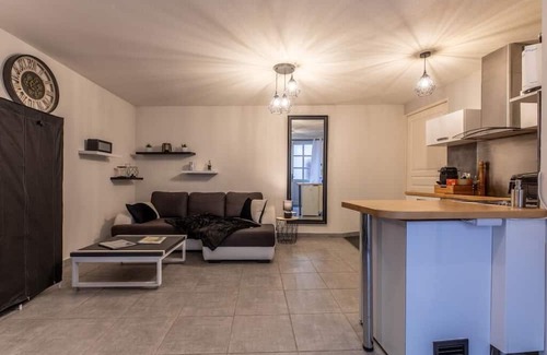 Riom Apartamento | Studio Rue Grenier Riom Avec Garage