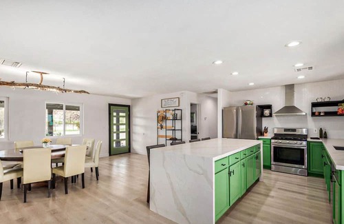 Maricopa Casa | Spacious desert charmer with a pool, covered patio, office, games, AC, and Wifi