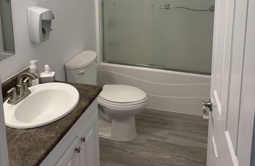 Brandon Apartamento | Stickney bedroom 1.
