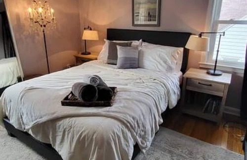 Lyndhurst Casa | Cute 3 b 1 b Family home in Cle
