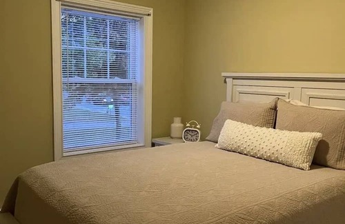 Gorham Apartamento | Warm and Worry-free Gorham Retreat! An outdoor-lovers paradise!