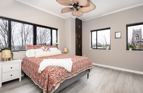 Fourth Ward Condominio | Free Parking I Uptown Luxury w/ Pool & Rooftop