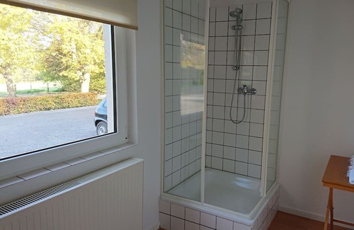 Dorp Apartamento | Gemütliche Ferienwohnung auf Gutshof am Ruhrtalradweg