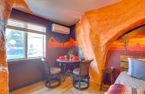 Shelley Apartamento | Adobo-Style Studio in Shelly w/ Shared Courtyard!