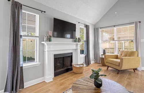 Biloxi Casa | Vibrant 3bd, Family Home Netflix Near Shopping&I10