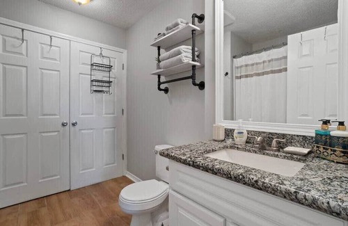 Biloxi Casa | Vibrant 3bd, Family Home Netflix Near Shopping&I10