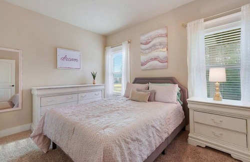 Biloxi Casa | Spacious 3brm, Sleeps 6, 15min- Beaches & AF Base