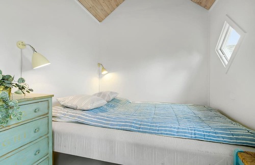 Liseleje Casa | Enjoy your vacation in this charming, Swedish-style vacation home.