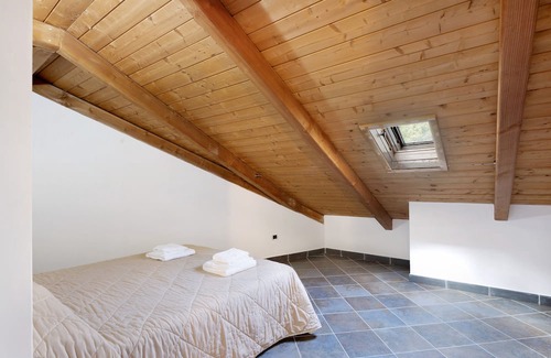 Fisciano Apartamento | Apartment 'Parco San Lorenzo 1' with Balcony