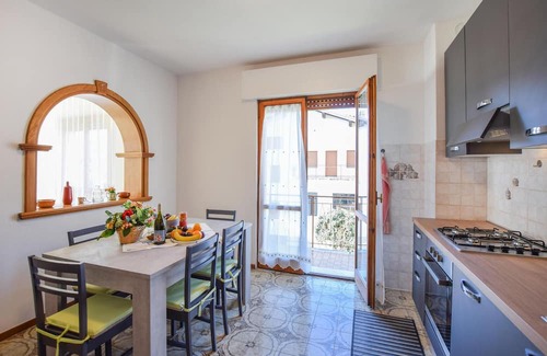 Lamon Apartamento | Look forward to a wonderful view of the countryside in this vacation apartment.