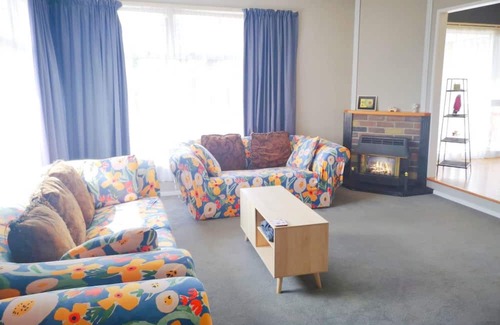 Springfield Casa | 7mins to the supermarket, tidy&lovely home like yours in Springfield