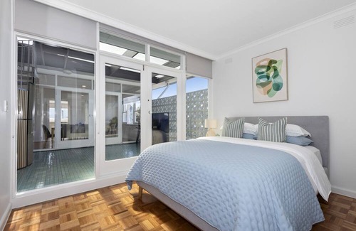 Frankston Casa | Long Island Beach Retreat