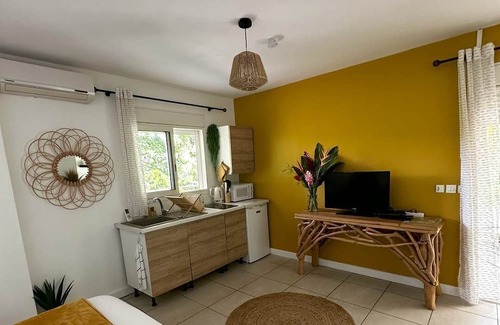 Dampierre Apartamento | Lodge Solehya Avec Bain à Remous Privé