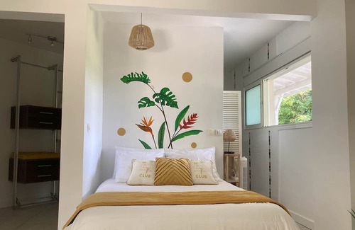 Dampierre Apartamento | Lodge Solehya Avec Bain à Remous Privé