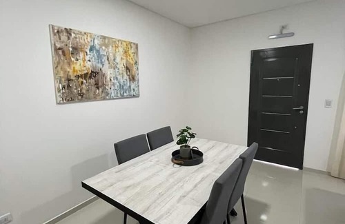 Lujan de Cuyo Apartamento | Torrontés - 4 pax