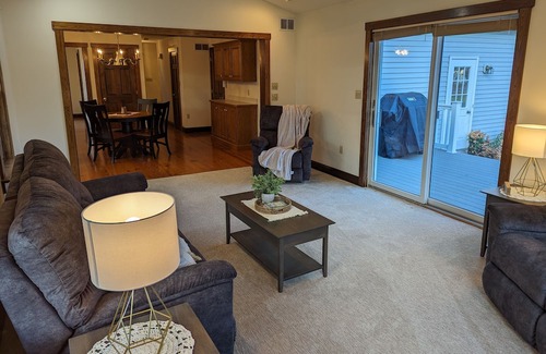 Ronks Casa | Large 5 BR home, Views of Amish farmland and Strasburg Railroad