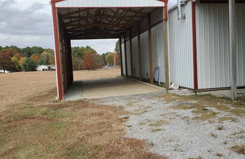 Carterville Casa | SOUTHERN ILLINOIS FULL HOOK RV SPOT