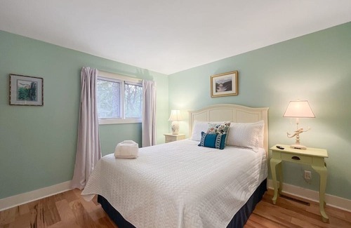 Twin Oaks Casa | 3 BR House inside Wild Dunes - Close to the Beach