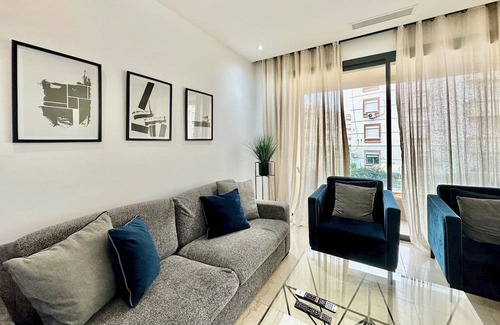 Sidi Daoud Apartamento | C9 Rd Malaga beautiful 2 bd with balcony