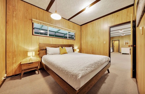 Bright Cabina | Welcome to The Banya Place – an experience like no other.