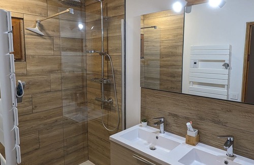 Notre-Dame-du-Pre Chalet De Esquí | Vrbo Property