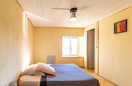 Savignac-Ledrier Apartamento | Apartment 'Le Gîte De La Ferme Du Château' with Private Terrace, Shared Garden and Wi-Fi