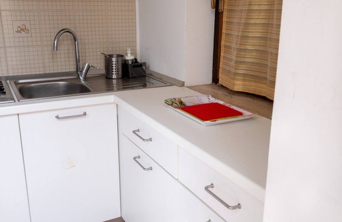 Falerna Apartamento | Holiday Apartment "Trilocale 37 Residence La Giungla" with Sea View, Shared Pool & Wi-Fi