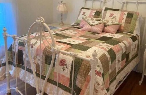 Utopia Casa | Antique House