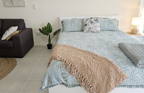 Dolphin Heads Apartamento | WhitsunStays - Le Beach Shack
