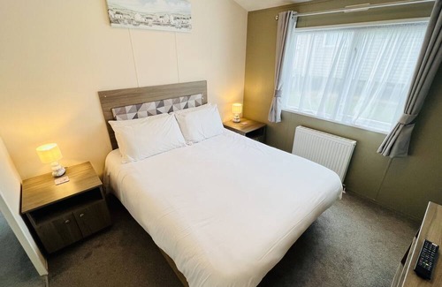 Ryde Cabina | 2 Bedroom Accessible Lodge TH45, Nodes Point, Isle of Wight, Dog Friendly