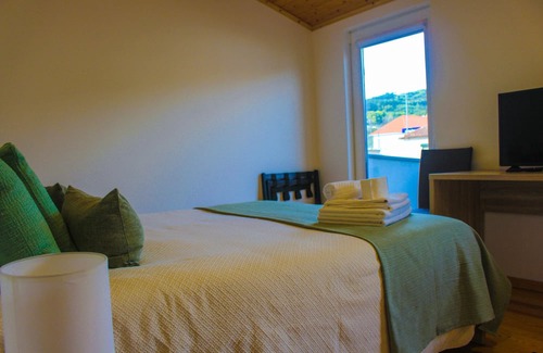 Gois Cabaña | 5 Minutes from the River Beach, Room in Góis for Two in a Quiet Rural Place