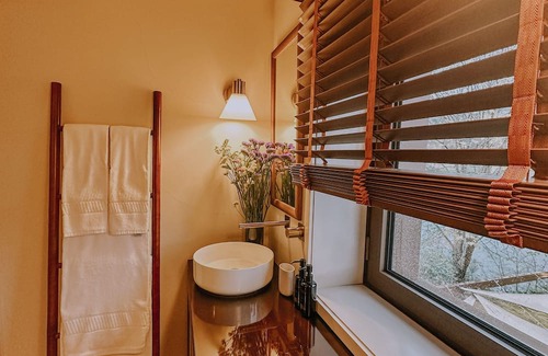 Beijos Otro | Wonderful for Families, River Views, Swimming Pools, Privacy, Nature and Peace.