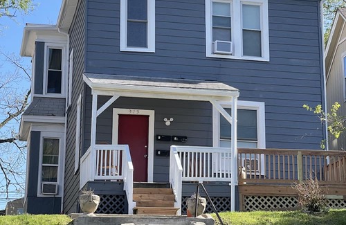 Riverview Apartamento | Cozy Studio in Strawberry Hill