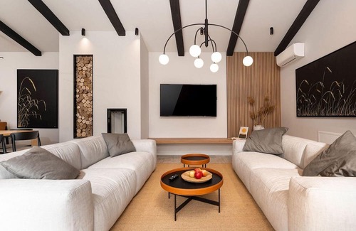 Kadumi Casa | Villa Pedena, modern villa for 8 guests with pool and wellness only 6 km from the town of Porec and